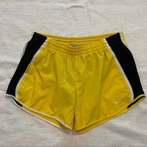 Nike Dri-Fit Livestrong Athletic Shorts size medium